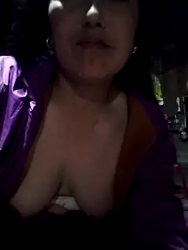 Snapshot of Tina-beo chatting on 03.14.26 Tina-beo online show from 03.14.26