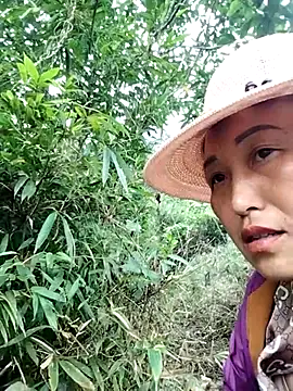 Snapshot of Tina-beo chatting on 03.28.26 Tina-beo online show from 03.28.26