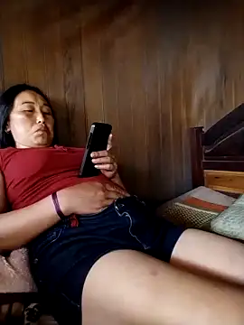 Snapshot of Tina-beo chatting on 03.31.26 Tina-beo online show from 03.31.26