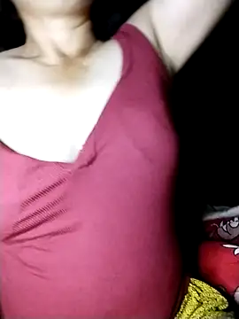 Snapshot of Tina-beo chatting on 04.13.26 Tina-beo online show from 04.13.26