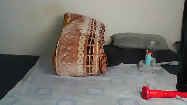 Snapshot of Suger-Boobs chatting on 04.13.26 Suger-Boobs online show from 04.13.26