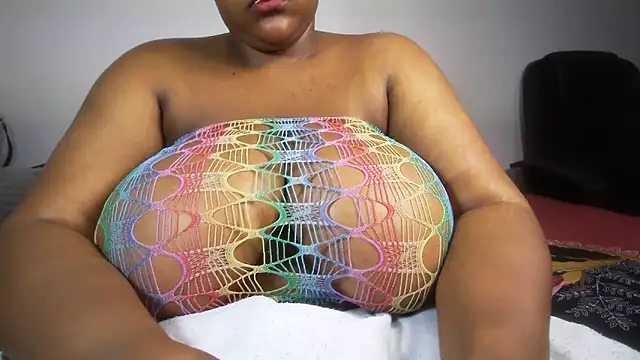 Snapshot of Suger-Boobs chatting on 05.16.26 Suger-Boobs online show from 05.16.26
