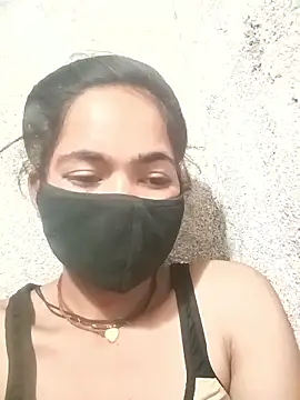 Sunali Bendre online show from 04.02.26