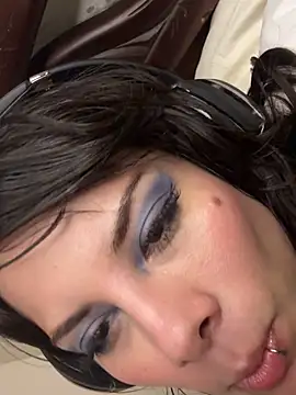 Isalove99 online show from 02.09.26