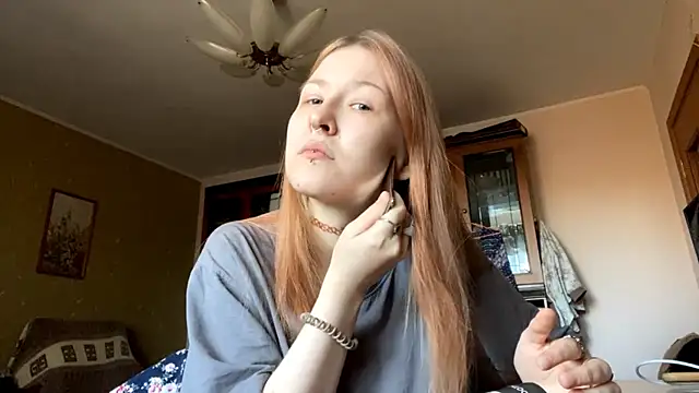 Snapshot of LaureenVielma chatting on 03.23.26 LaureenVielma online show from 03.23.26