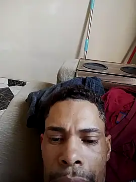 Snapshot of miximilian chatting on 03.15.26 miximilian online show from 03.15.26