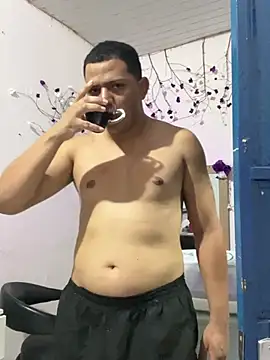 Snapshot of Loaisn chatting on 02.09.26 Loaisn online show from 02.09.26