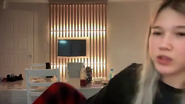 lilXdomiii online show from 02.10.26