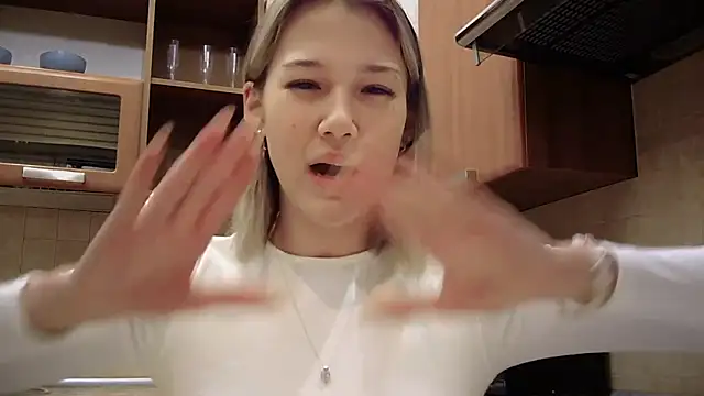 lilXdomiii online show from 04.18.26