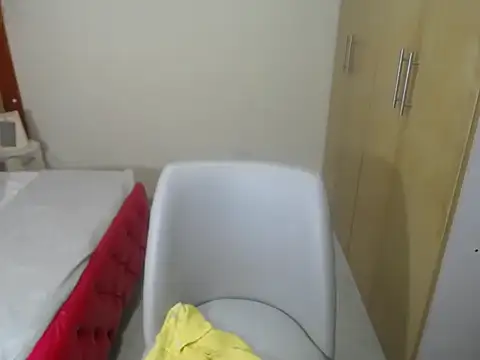 Snapshot of ame_porter chatting on 02.15.26 ame porter online show from 02.15.26