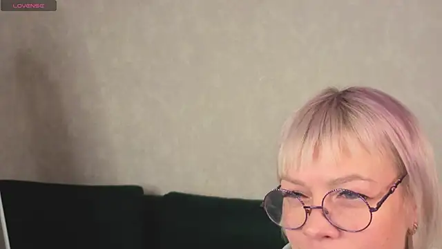 Ann Annise online show from 03.05.26