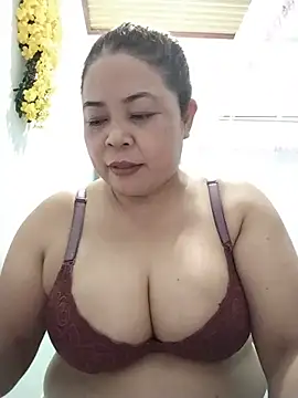 Baby-bigtits2026 online show from 05.20.26