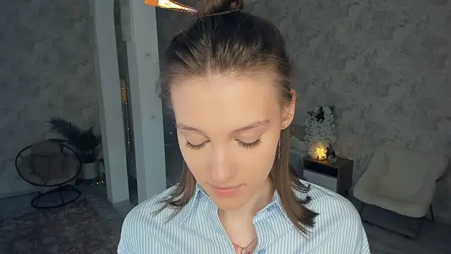 LianneBynon online show from 03.28.26