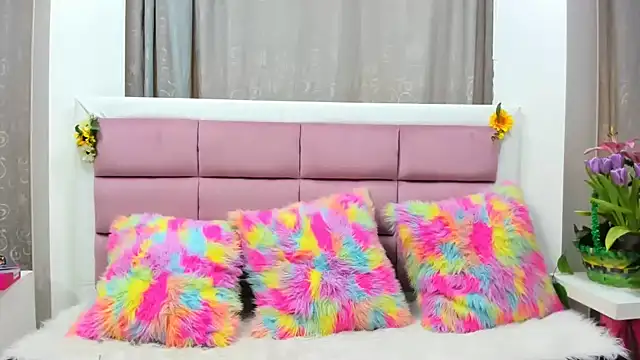 Snapshot of Keiry_Paloma chatting on 02.12.26 Keiry Paloma online show from 02.12.26