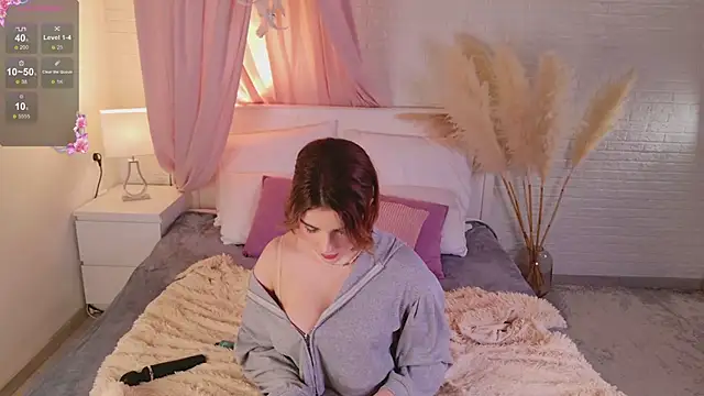 Snapshot of mmm__yes chatting on 02.04.26 mmm yes online show from 02.04.26