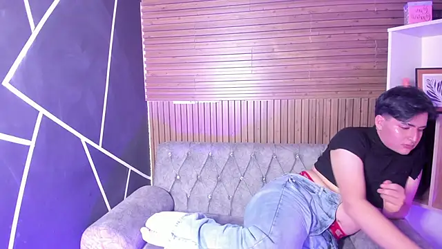 Snapshot of noahWolff_ chatting on 02.12.26 noahWolff online show from 02.12.26