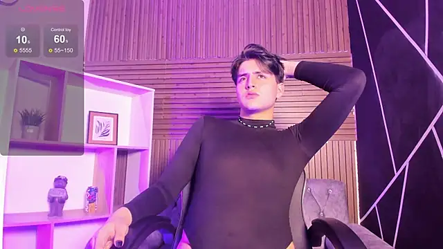 Snapshot of noahWolff_ chatting on 02.25.26 noahWolff online show from 02.25.26