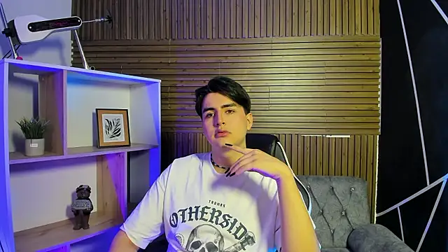 Snapshot of noahWolff_ chatting on 02.26.26 noahWolff online show from 02.26.26