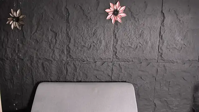 Snapshot of noahWolff_ chatting on 02.28.26 noahWolff online show from 02.28.26