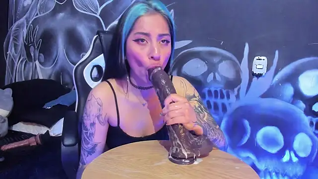 Cherry jenklins87 online show from 04.11.26