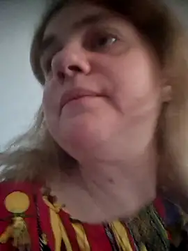 Snapshot of VitniKis chatting on 02.08.26 VitniKis online show from 02.08.26