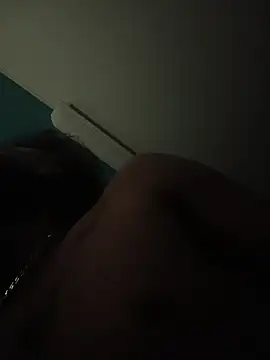 Snapshot of kauzZhomi chatting on 02.01.26 kauzZhomi online show from 02.01.26