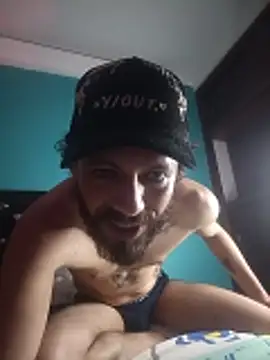 Snapshot of kauzZhomi chatting on 02.17.26 kauzZhomi online show from 02.17.26