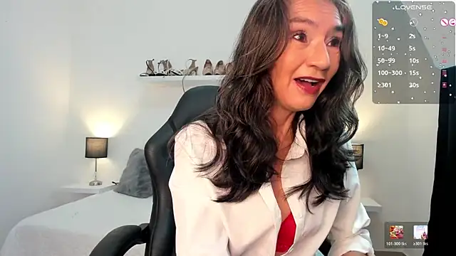 Snapshot of Emma_Mendozaa chatting on 02.27.26 Emma Mendozaa online show from 02.27.26