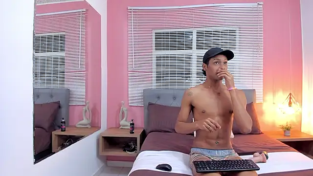 Snapshot of drako18_ chatting on 02.07.26 drako18 online show from 02.07.26