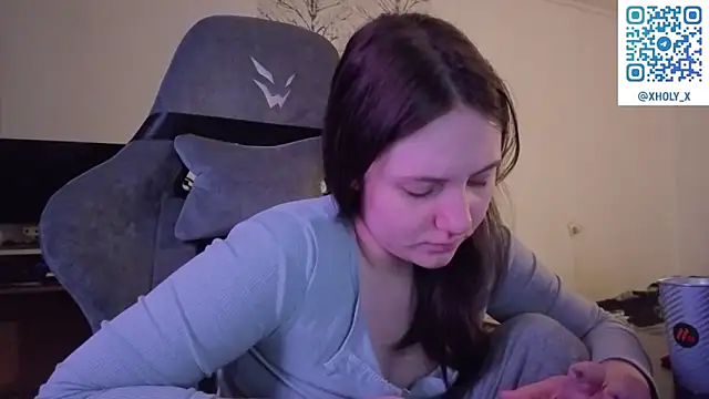 Snapshot of Holy_Kveta chatting on 02.08.26 Holy Kveta online show from 02.08.26