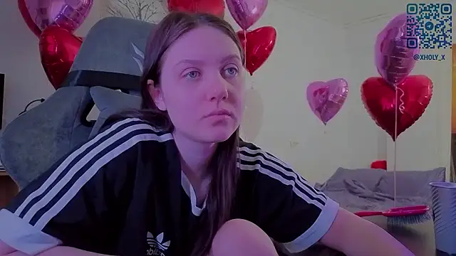 Snapshot of Holy_Kveta chatting on 02.14.26 Holy Kveta online show from 02.14.26