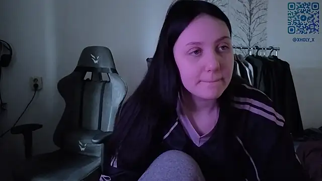 Holy Kveta online show from 04.17.26