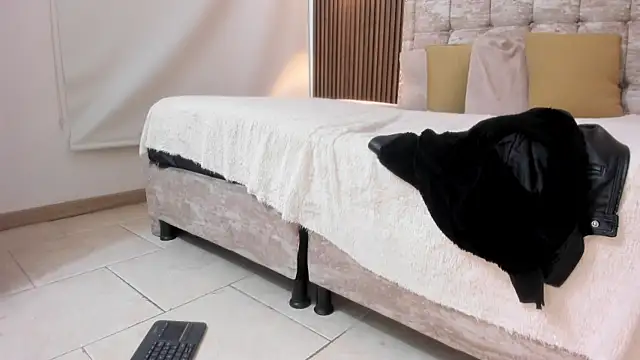 Snapshot of Lia_Nova chatting on 02.22.26 Lia Nova online show from 02.22.26