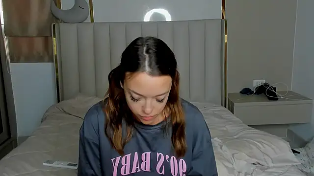 Snapshot of stellaa_quenn chatting on 04.04.26 stellaa quenn online show from 04.04.26