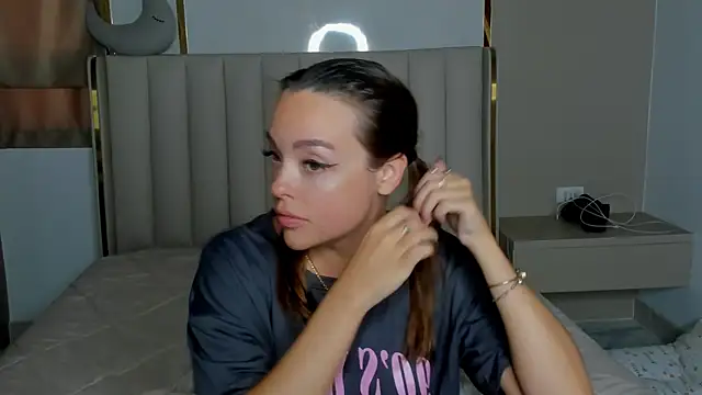 Snapshot of stellaa_quenn chatting on 04.06.26 stellaa quenn online show from 04.06.26