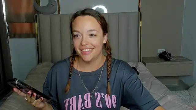 Snapshot of stellaa_quenn chatting on 04.09.26 stellaa quenn online show from 04.09.26