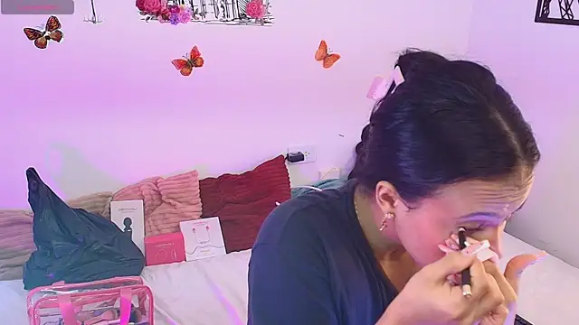 Kristin    online show from 02.28.26