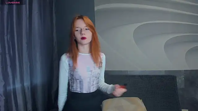 TarynPalek online show from 07.11.26