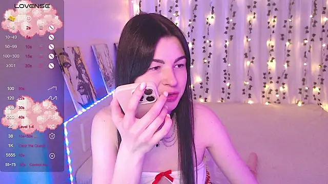 Snapshot of Stephanie_Bloom chatting on 02.08.26 Stephanie Bloom online show from 02.08.26