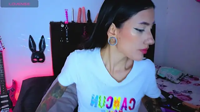 Iam kimh online show from 03.18.26