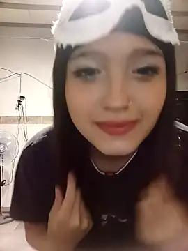 Snapshot of dieciochoyundia chatting on 03.01.26 dieciochoyundia online show from 03.01.26