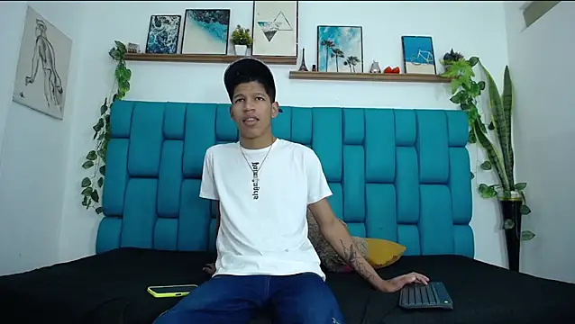 Stephen Angel online show from 02.02.26