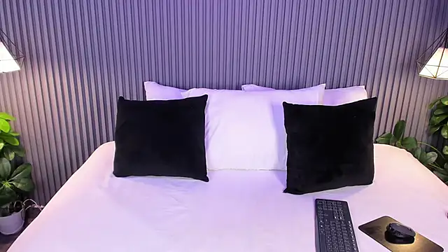 Yalezka  online show from 03.29.26