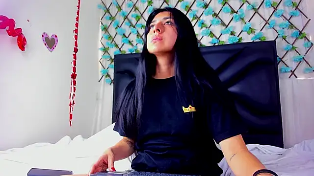 EmmaWilliamss4 online show from 02.22.26