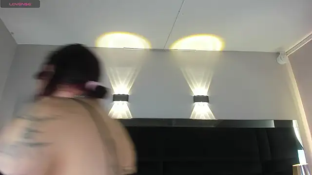 Ravenn21x online show from 02.11.26