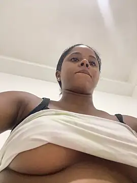 LIA PARKERR online show from 05.27.26