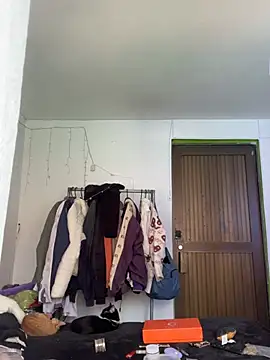 Snapshot of suky_pou chatting on 02.09.26 suky pou online show from 02.09.26