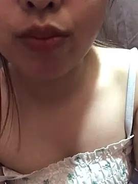 Snapshot of honeyyy110 chatting on 03.02.26 honeyyy110 online show from 03.02.26