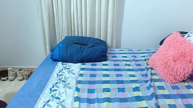 Snapshot of daniela_pra chatting on 02.17.26 daniela pra online show from 02.17.26