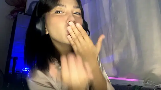 ConstancePorrini online show from 02.12.26